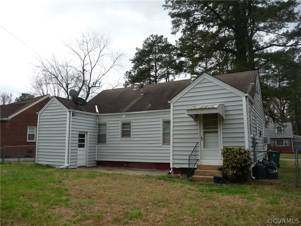 718 Hampton Road Petersburg, VA 23805 - Photo 3 of 4 Gallery Image 3