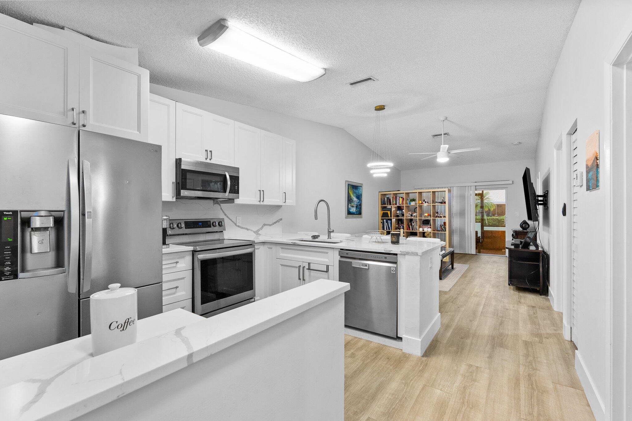 18861 Argosy Drive Boca Raton, FL 33496 - Photo 2 of 29 Kitchen
