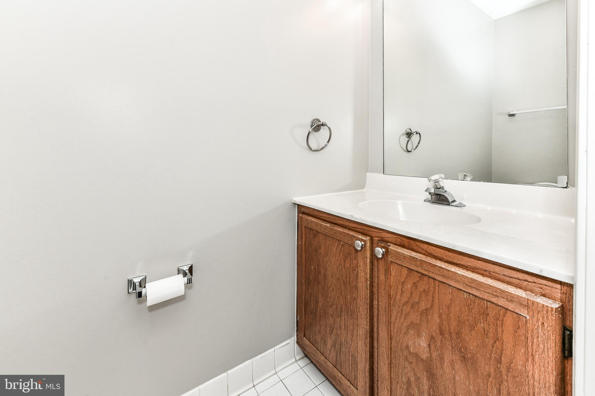 43852 Laburnum Square Ashburn, VA 20147 - Photo 15 of 27