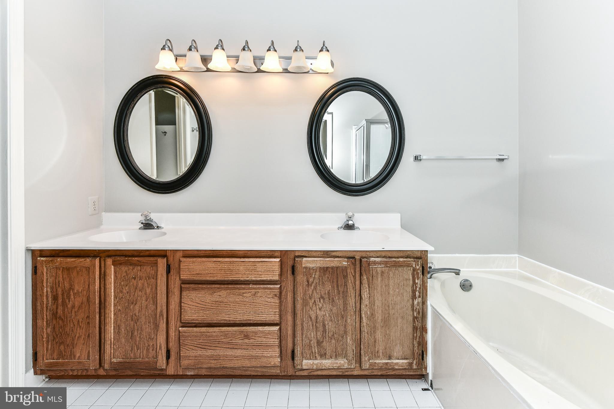 43852 Laburnum Square Ashburn, VA 20147 - Photo 17 of 27