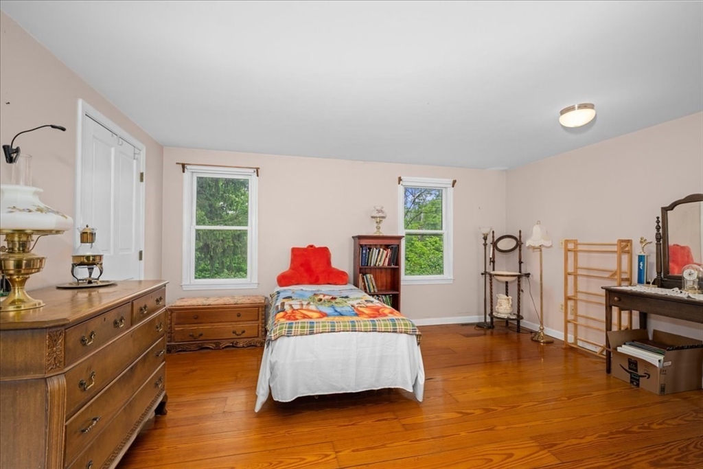 12 Mill Stone Road West Brookfield, MA 01585 - Photo 20 of 41