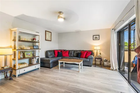 $212,500 | 1458 North Lawnwood Circle, Unit 29C, Fort Pierce, FL 34950