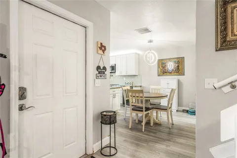 $212,500 | 1458 North Lawnwood Circle, Unit 29C, Fort Pierce, FL 34950