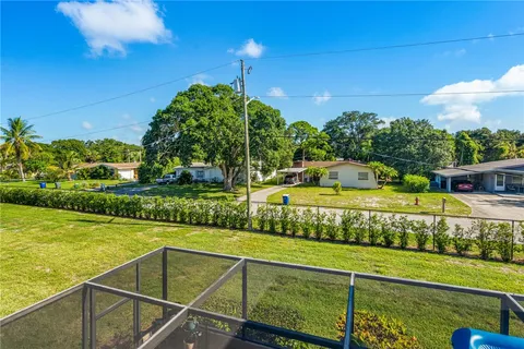 $212,500 | 1458 North Lawnwood Circle, Unit 29C, Fort Pierce, FL 34950