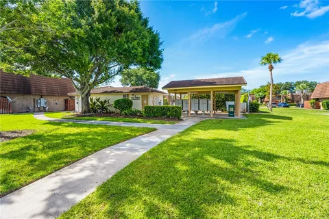 $212,500 | 1458 North Lawnwood Circle, Unit 29C, Fort Pierce, FL 34950