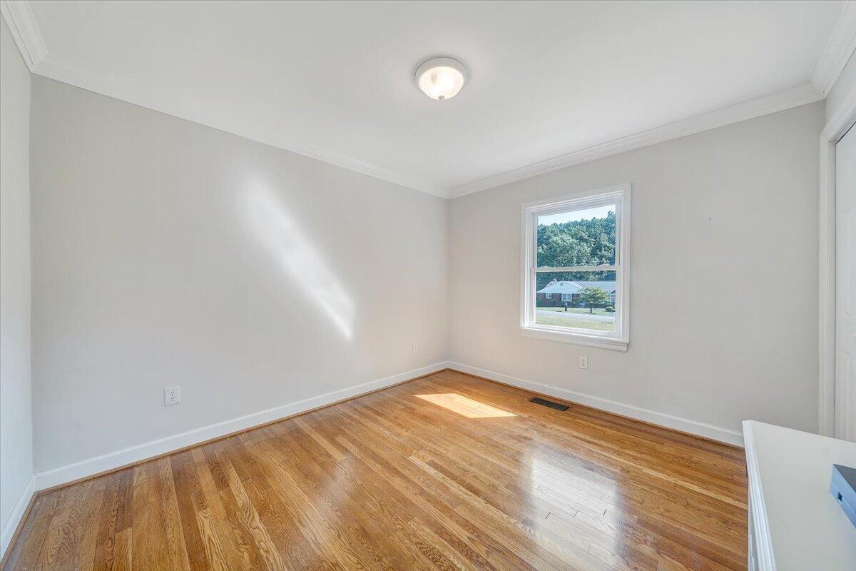 3561 Wright Road Southwest Roanoke, VA 24015 - Photo 29 of 61 28-MIB04240