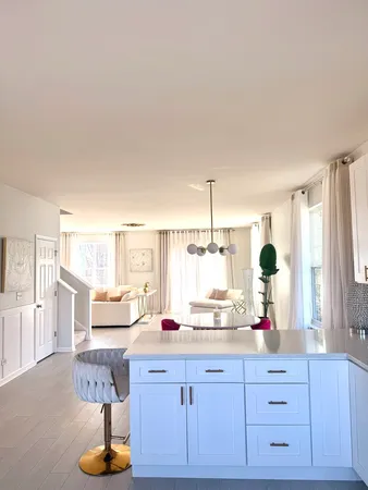 $399,000 | 487 Town Center Boulevard, Gilberts, IL 60136