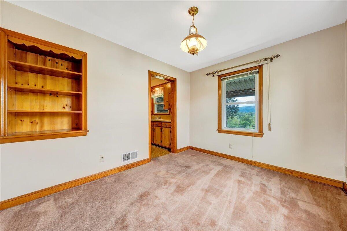 1808 Malvern Road Southwest Roanoke, VA 24015 - Photo 8 of 35 Dining Room