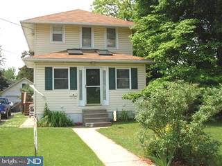 4 West Forestview Road Brookhaven, PA 19015 - Photo 1 of 6 Gallery Image 1