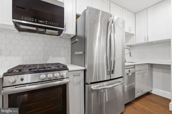 $3,500 | 2127 California Street Northwest, Unit 102, Washington, DC 20008
