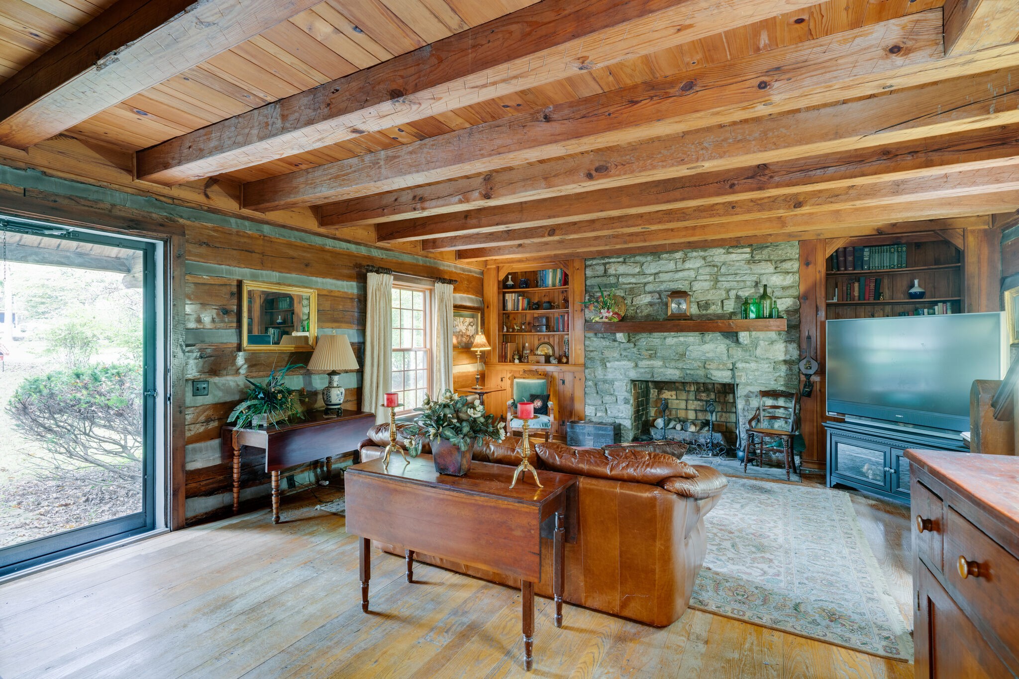 4615 Log Cabin Road Nashville, TN 37216 - Photo 3 of 28 Gallery Image 3