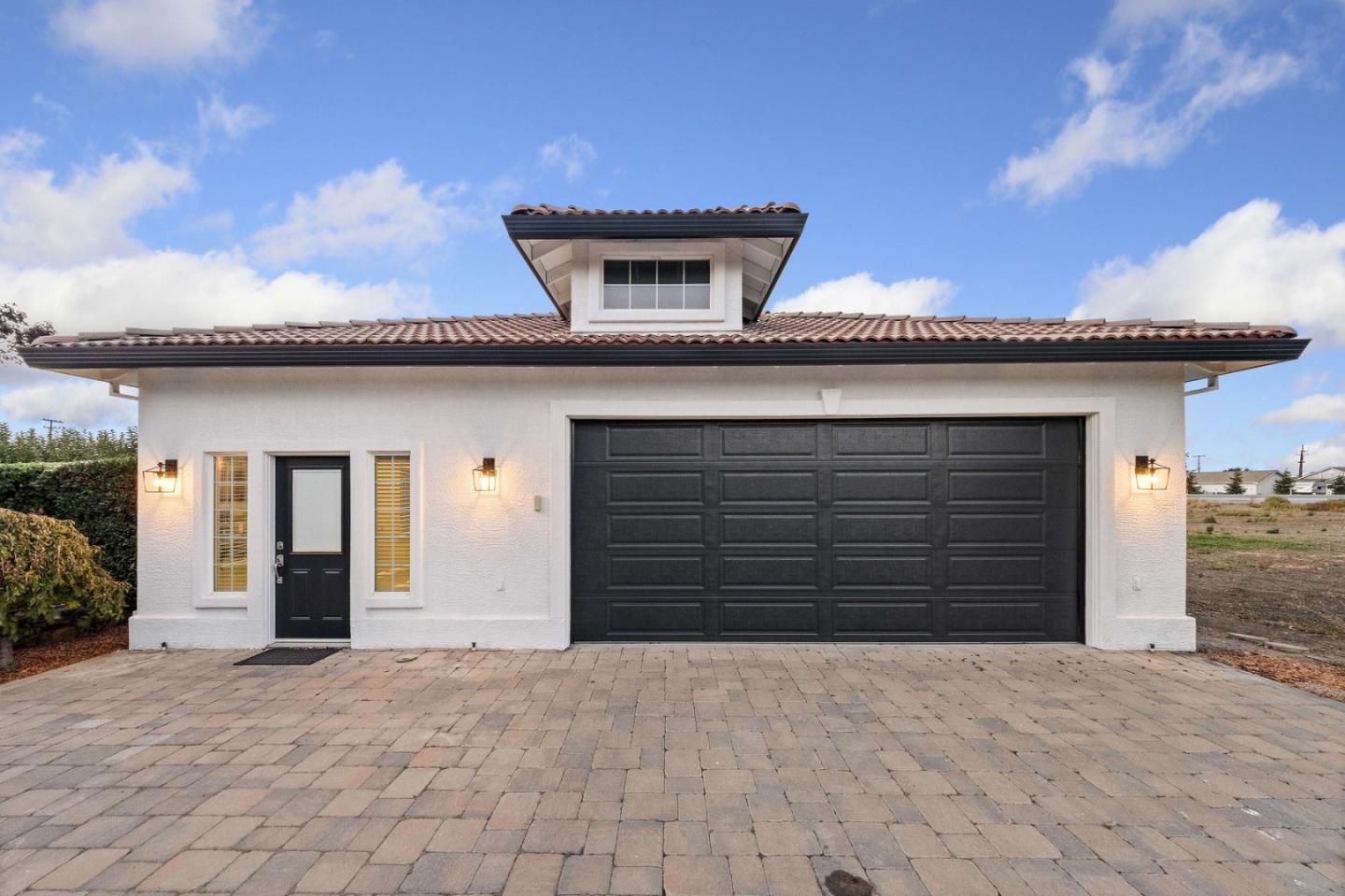 935 Union Road Hollister, CA 95023 - Photo 4 of 48 Gallery Image 4
