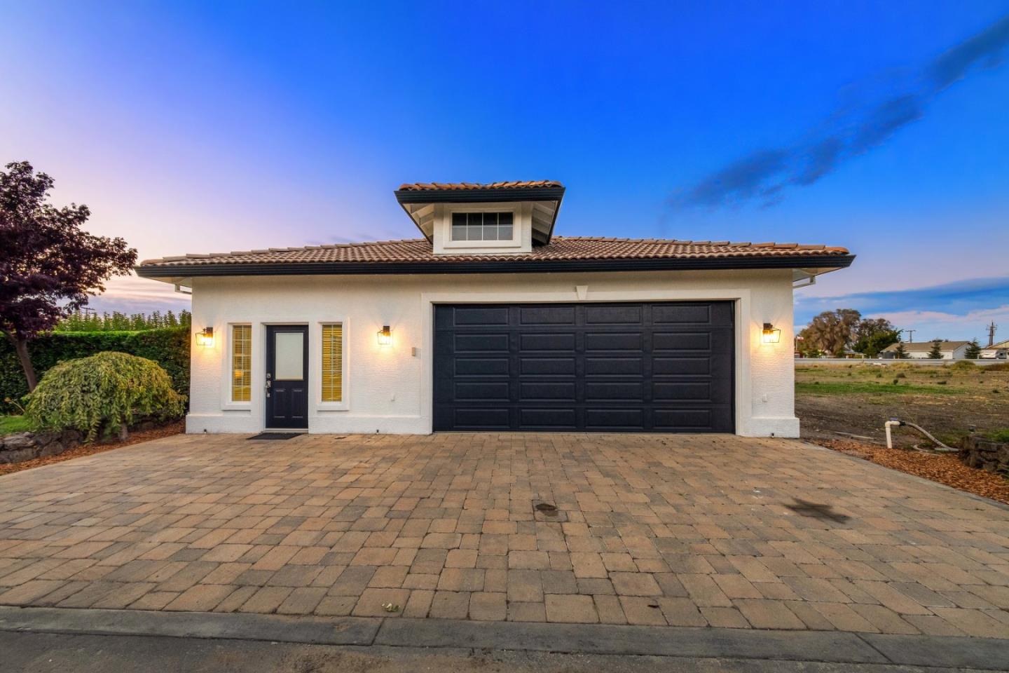 935 Union Road Hollister, CA 95023 - Photo 5 of 48 Gallery Image 5