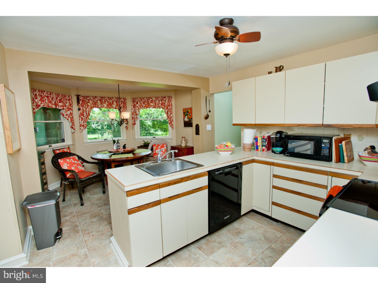1004 Evans Road Lower Gwynedd, PA 19002 - Photo 7 of 23 Kitchen