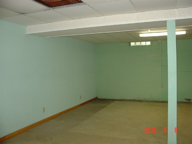 602 Golf Crest Court Eureka, IL 61530 - Photo 10 of 13 Gallery Image 10
