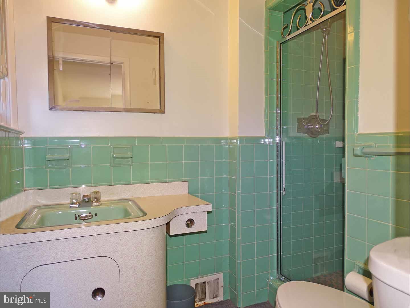 8841 Blue Grass Road Philadelphia, PA 19152 - Photo 14 of 25 Master Bathroom
