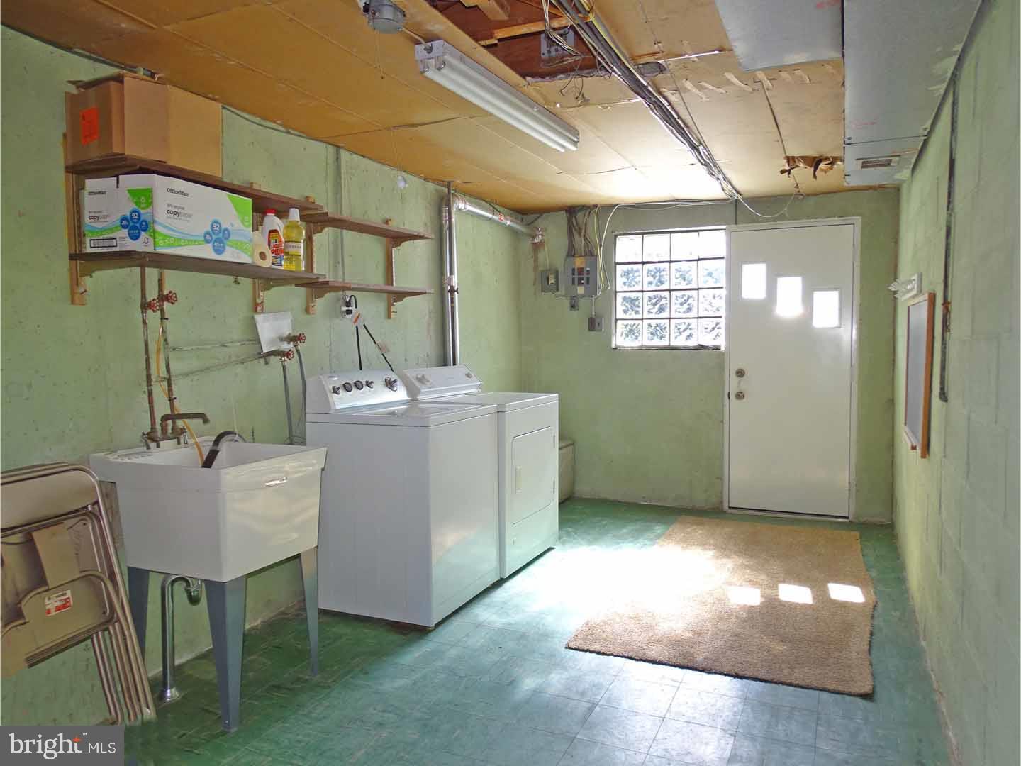 8841 Blue Grass Road Philadelphia, PA 19152 - Photo 19 of 25 Laundry Room