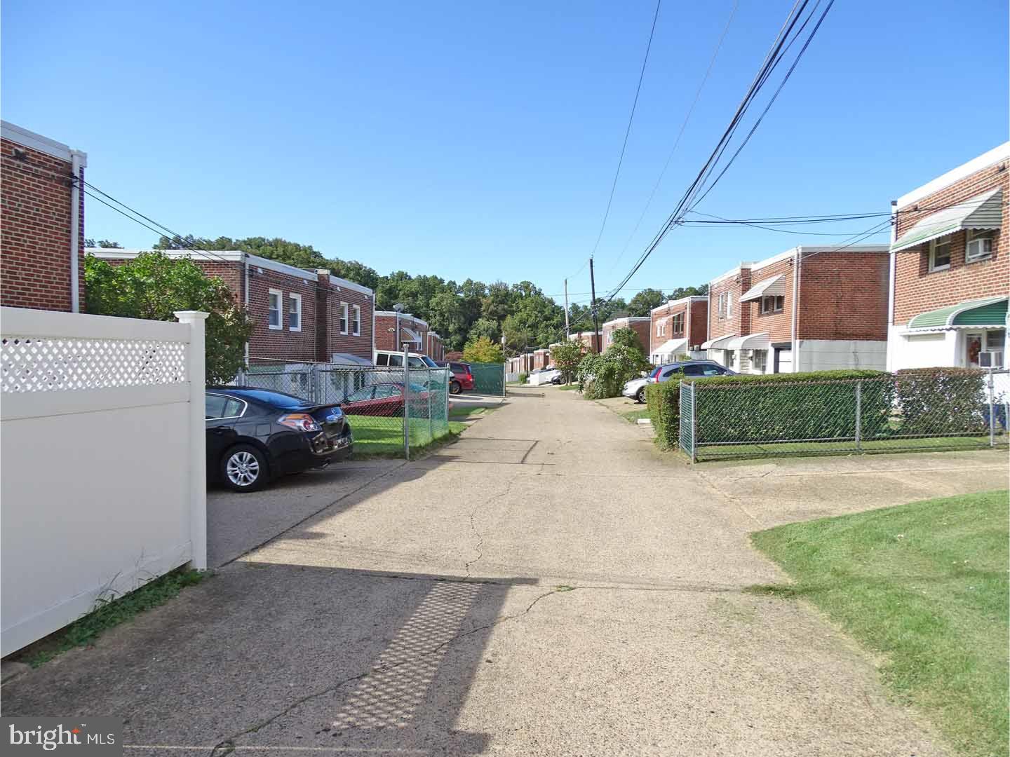 8841 Blue Grass Road Philadelphia, PA 19152 - Photo 6 of 25 View