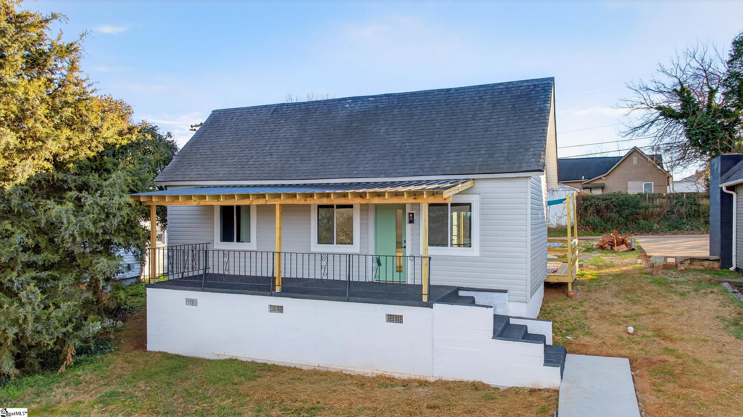 35 Henry Street Greenville, SC 29605 - Photo 22 of 38