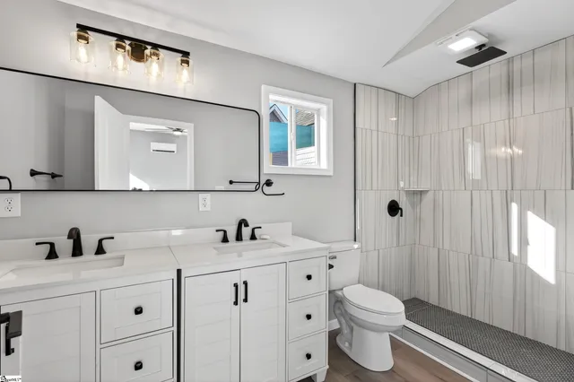 $315,000 | 35 Henry Street, Greenville, SC 29605