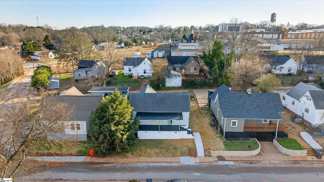 $315,000 | 35 Henry Street, Greenville, SC 29605