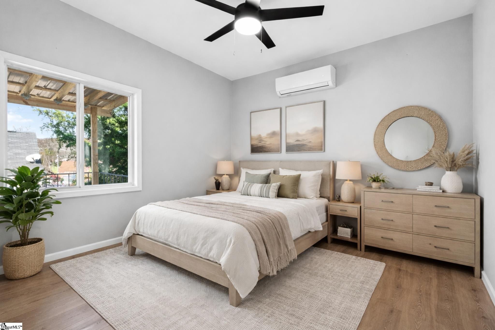 35 Henry Street Greenville, SC 29605 - Photo 8 of 38 Virtually Staged