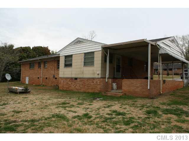 735 Belleview Road Rock Hill, SC 29730 - Photo 2 of 12 a view of a backyard