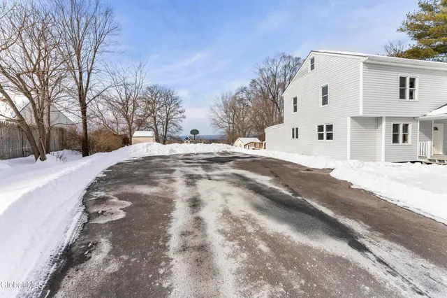 $384,800 | 2221 Highway 385, Athens, NY 12015