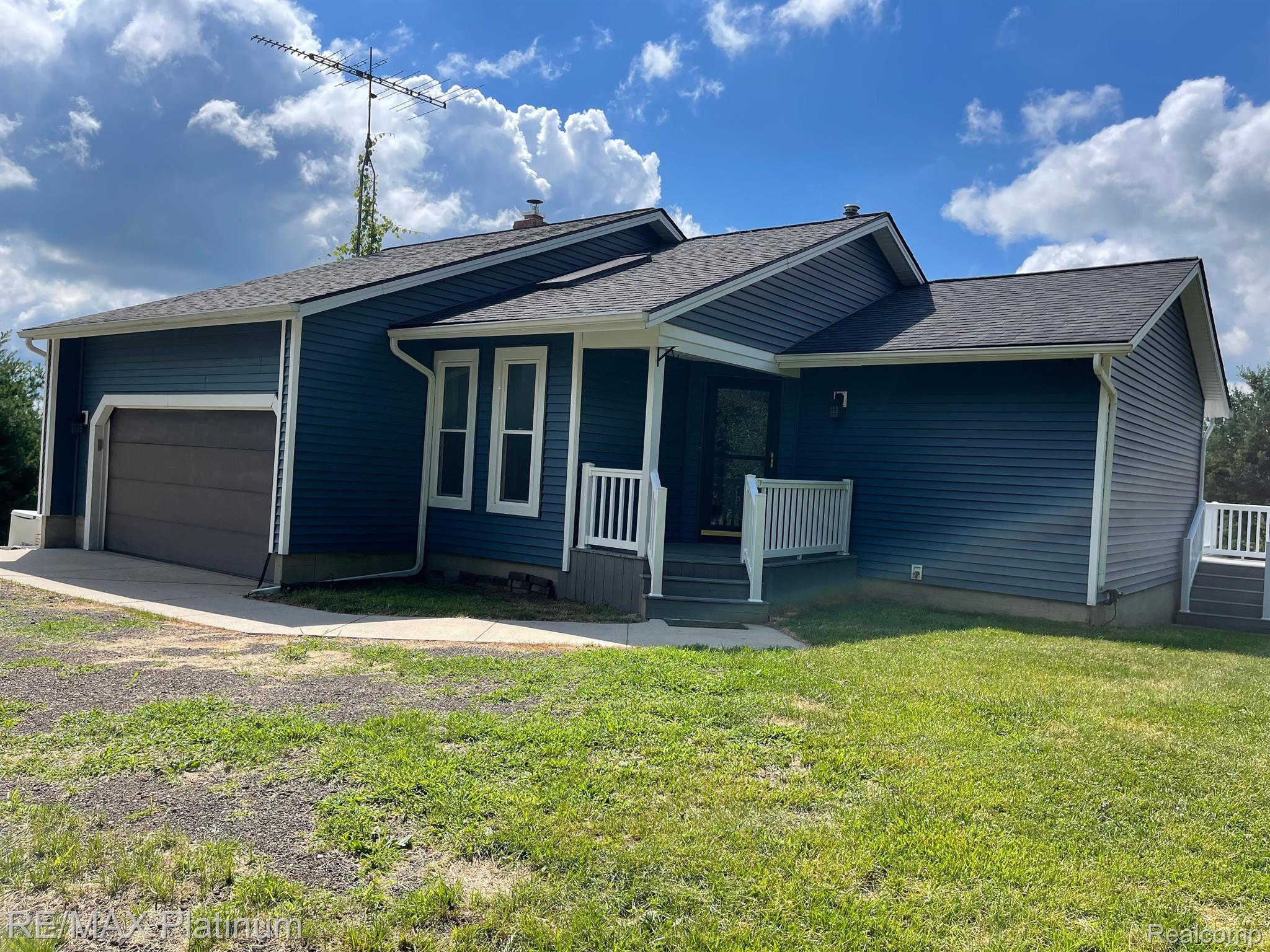 1924 East Beard Road Perry, MI 48872 - Photo 1 of 31 Gallery Image 1