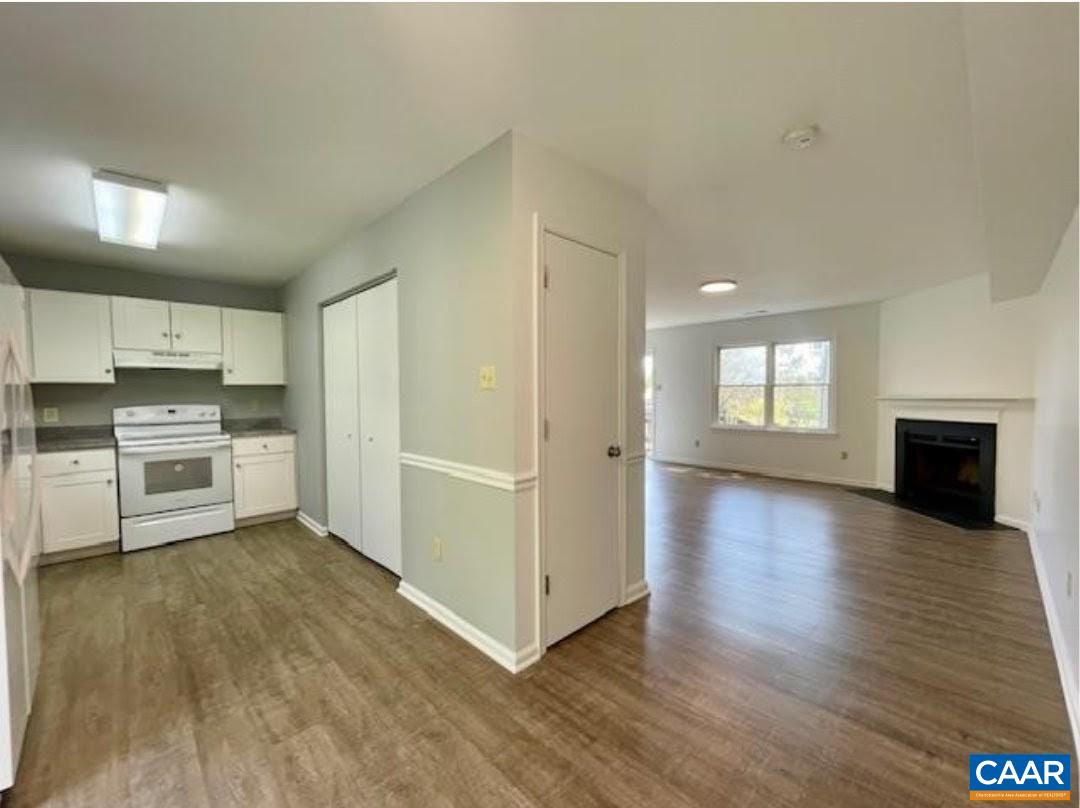 943 Rives Street Charlottesville, VA 22902 - Photo 5 of 10