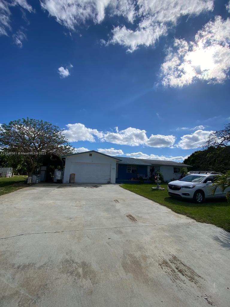 Everglades Homestead, FL 33030 - Photo 3 of 11 a view of outdoor space and yard
