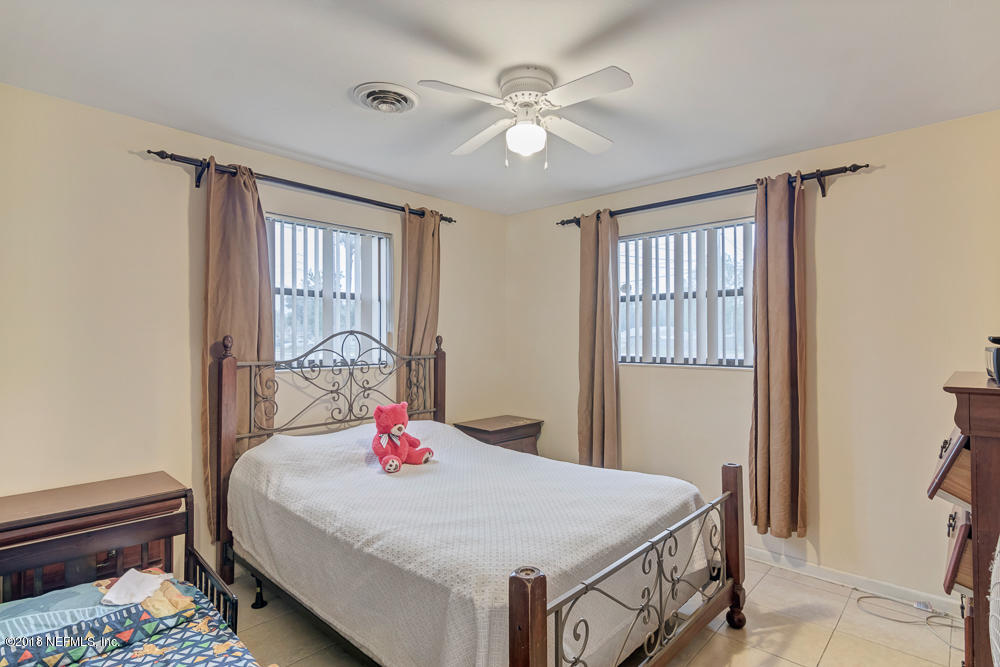 4604 Barnes Road South Jacksonville, FL 32207 - Photo 7 of 8 Bedroom