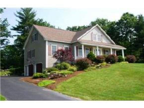 11 3 Corners Road Bedford, NH 03110 - Photo 1 of 12 Gallery Image 1