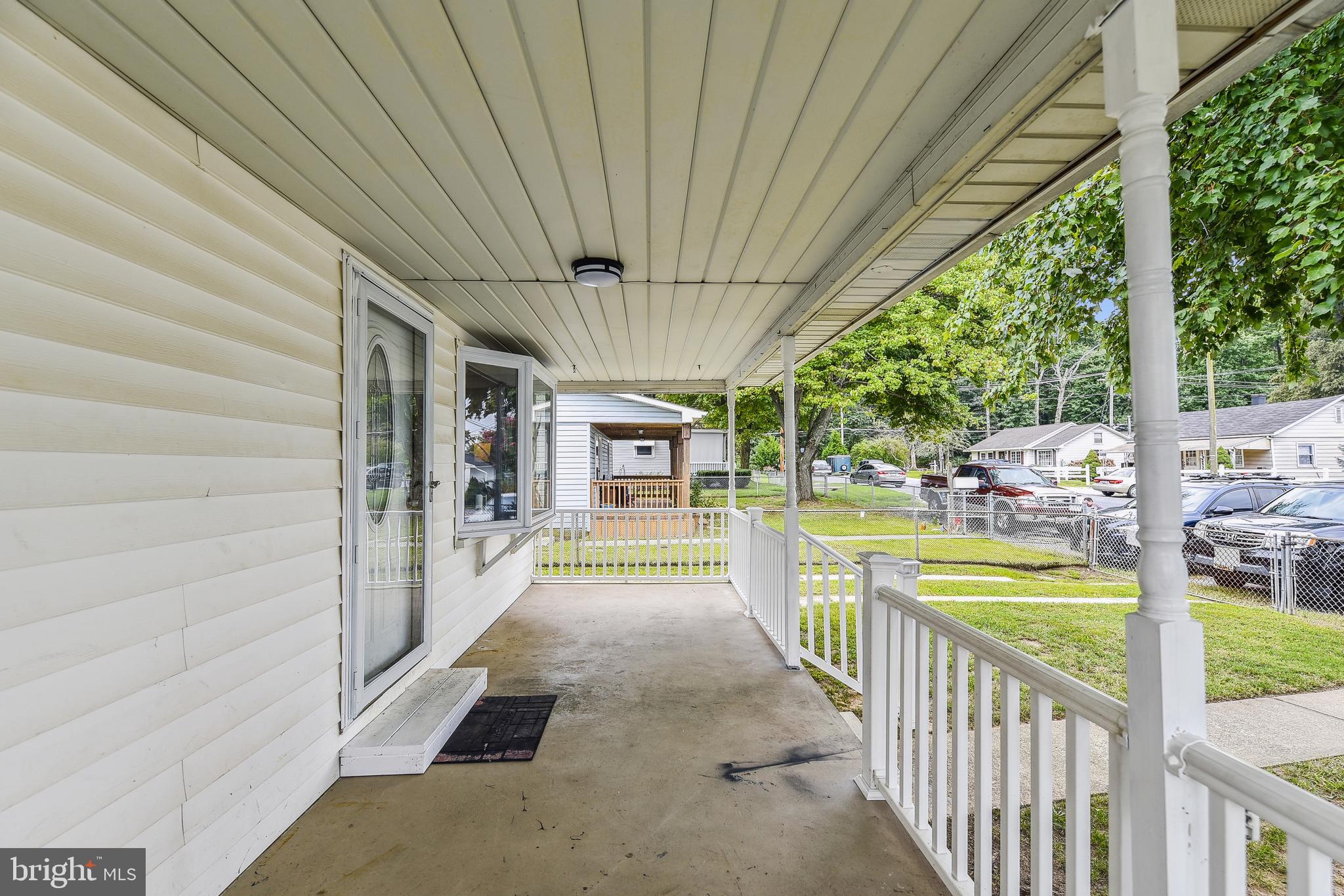 2 Right Rudder Court Middle River, MD 21220 - Photo 5 of 35