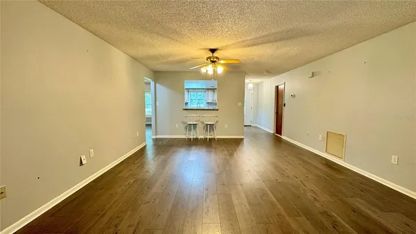 $1,800 | 1920 Cr-19a, Eustis, FL 32726