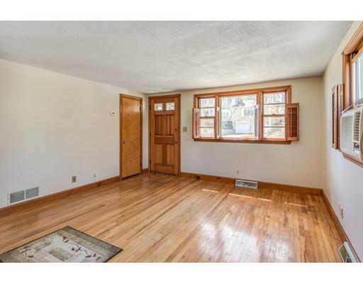 1701 Trapelo Road Waltham, MA 02451 - Photo 4 of 21