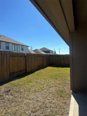 $2,500 | 5299 Cascade Court, Alvin, TX 77511