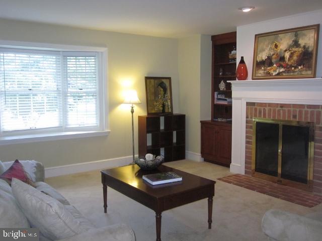 248 Buckfield Drive Lititz, PA 17543 - Photo 8 of 25 Gallery Image 8