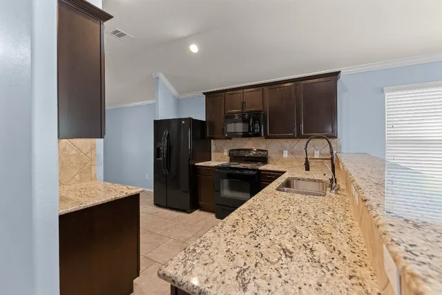 $1,895 | 244 Chickadee Lane, Leander, TX 78641