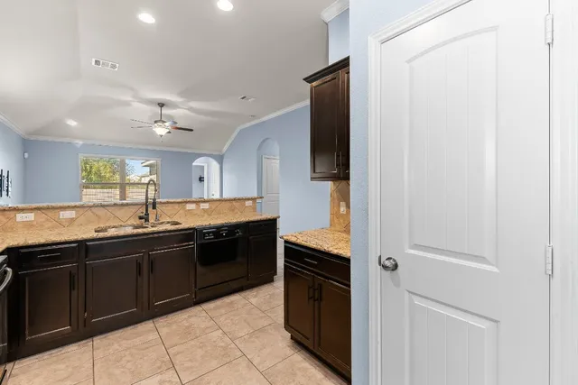 $1,895 | 244 Chickadee Lane, Leander, TX 78641