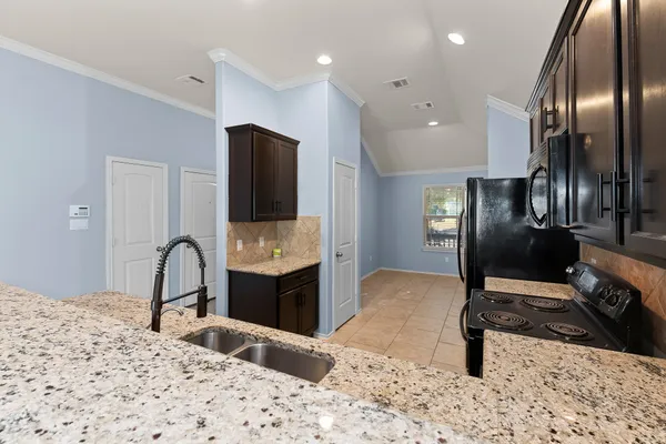 $1,895 | 244 Chickadee Lane, Leander, TX 78641