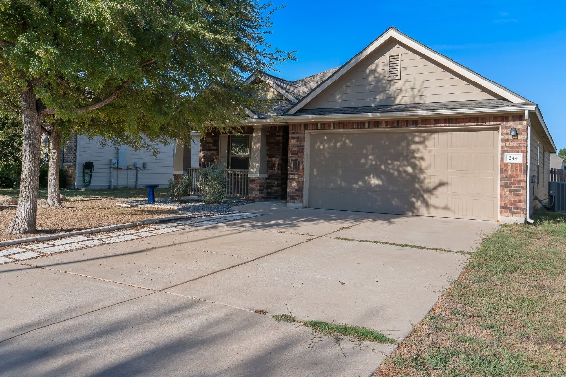 244 Chickadee Lane Leander, TX 78641 - Photo 4 of 40