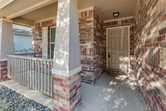 $1,895 | 244 Chickadee Lane, Leander, TX 78641