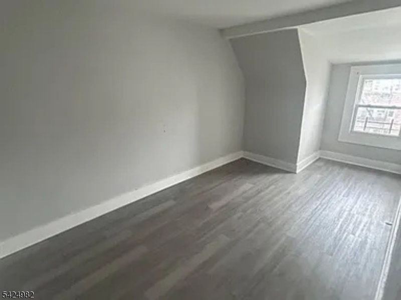 48 Cedar Avenue, Unit 3 Newark, NJ 07106 - Photo 4 of 5