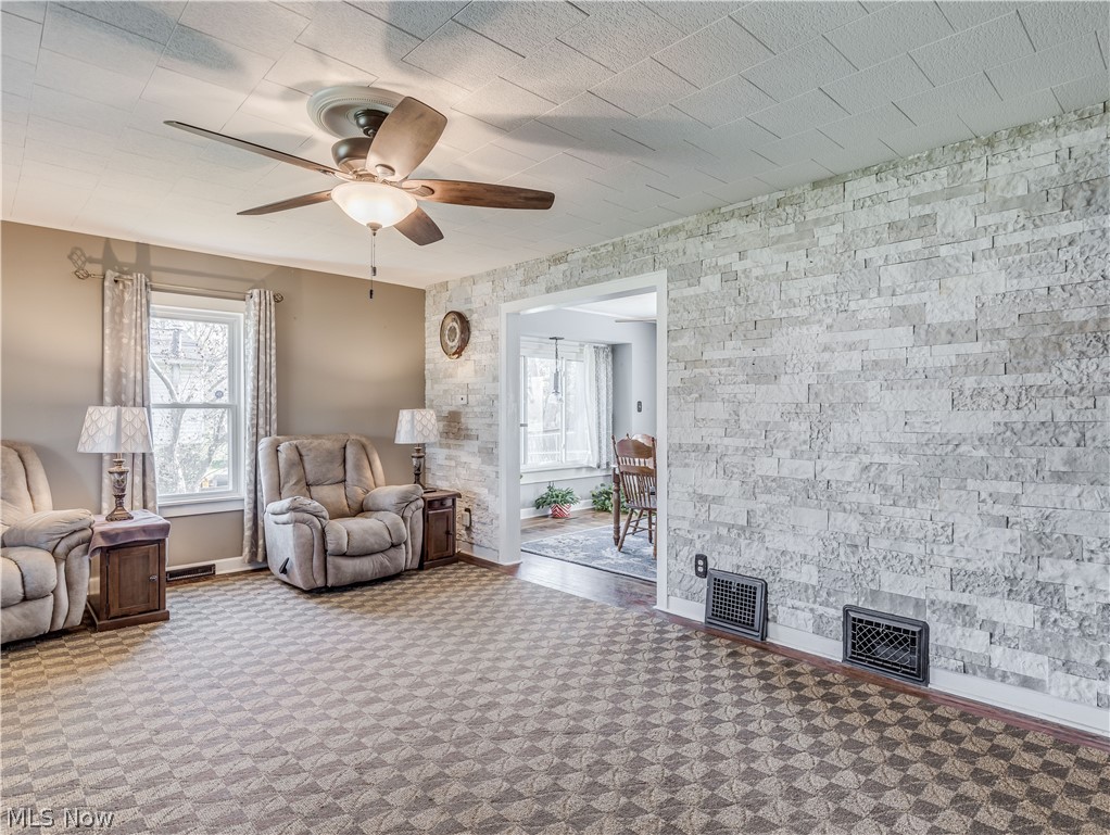 4447 Stow Road Stow, OH 44224 - Photo 12 of 24