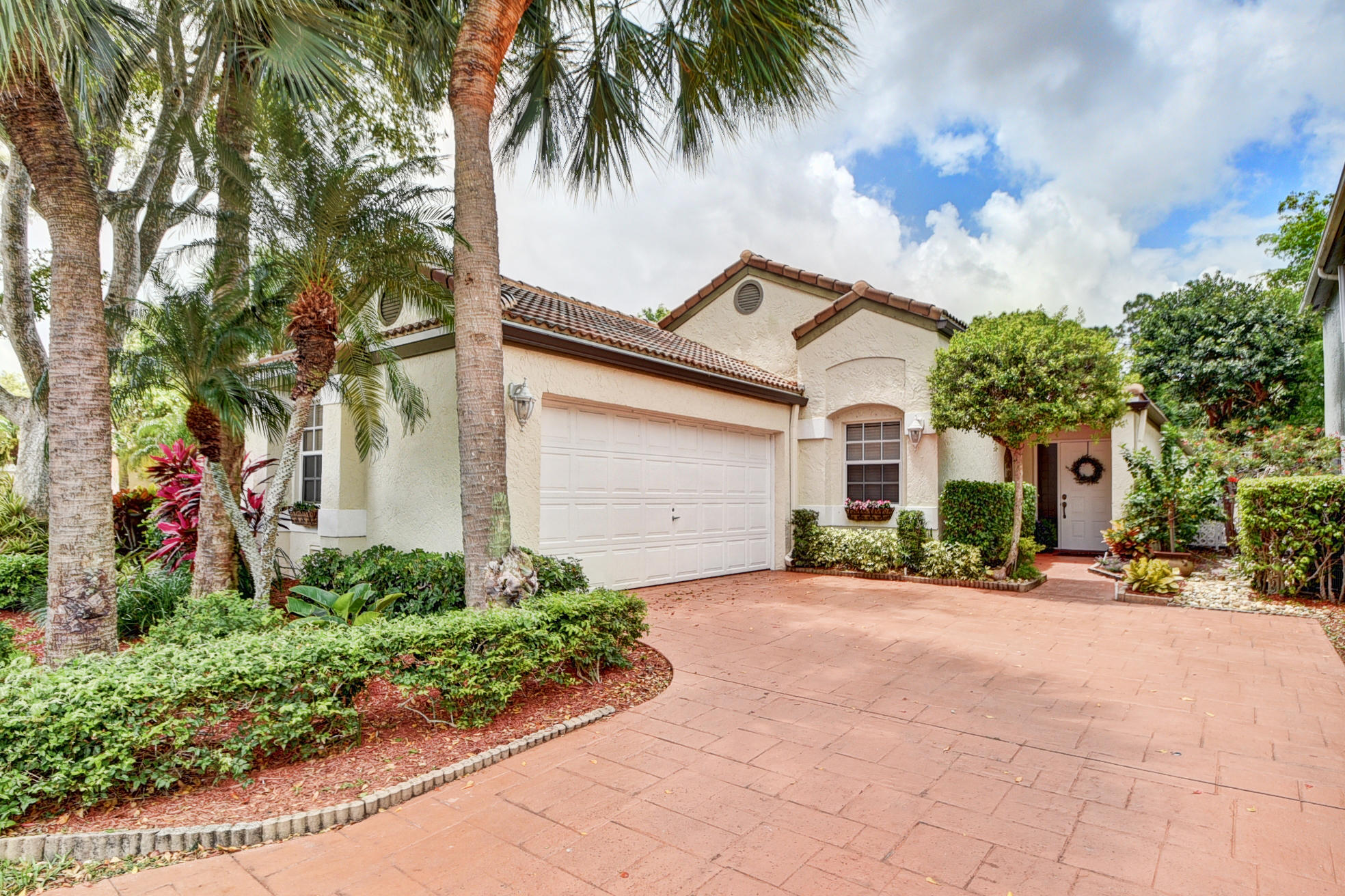 23291 La Vida Way Boca Raton, FL 33433 - Photo 1 of 37 EXTERIOR FRONT