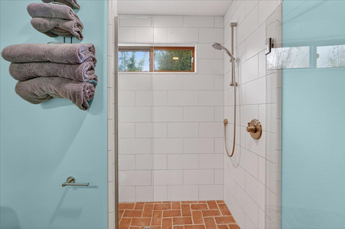 67 Hughes Road Watsonville, CA 95076 - Photo 17 of 33