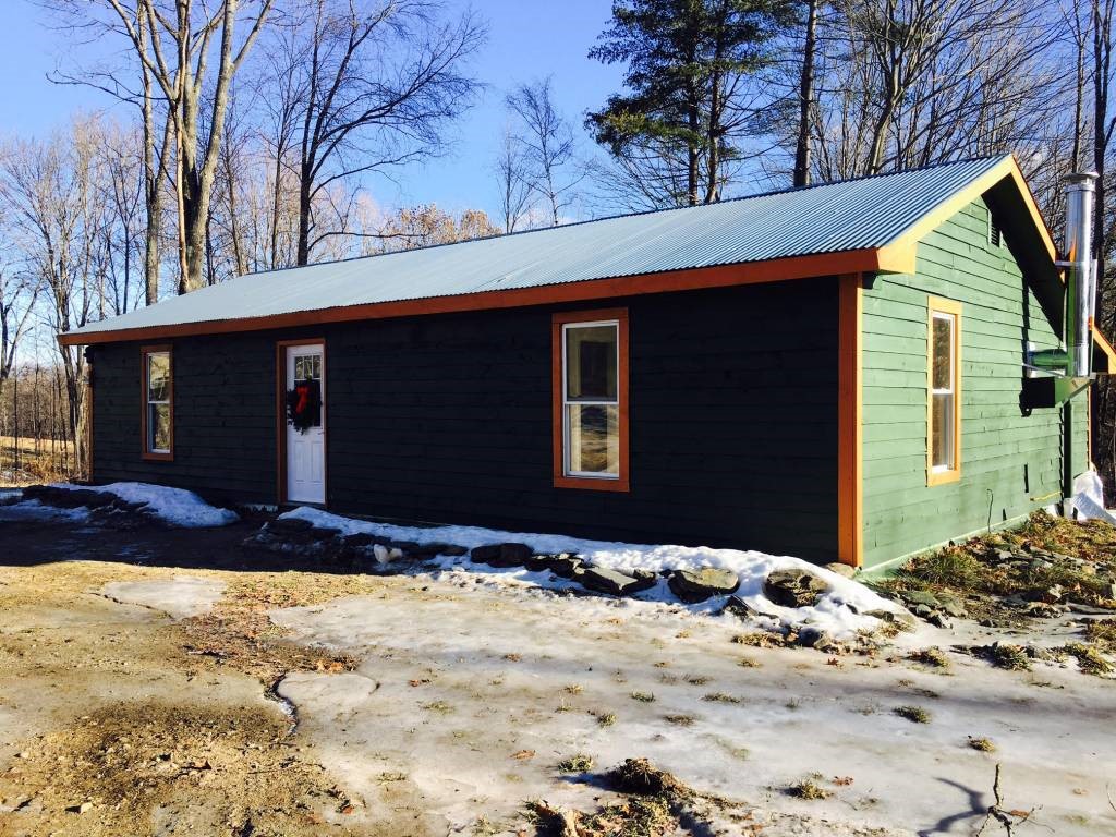 152 Pine Banks Road Putney, VT 05346 - Photo 1 of 10