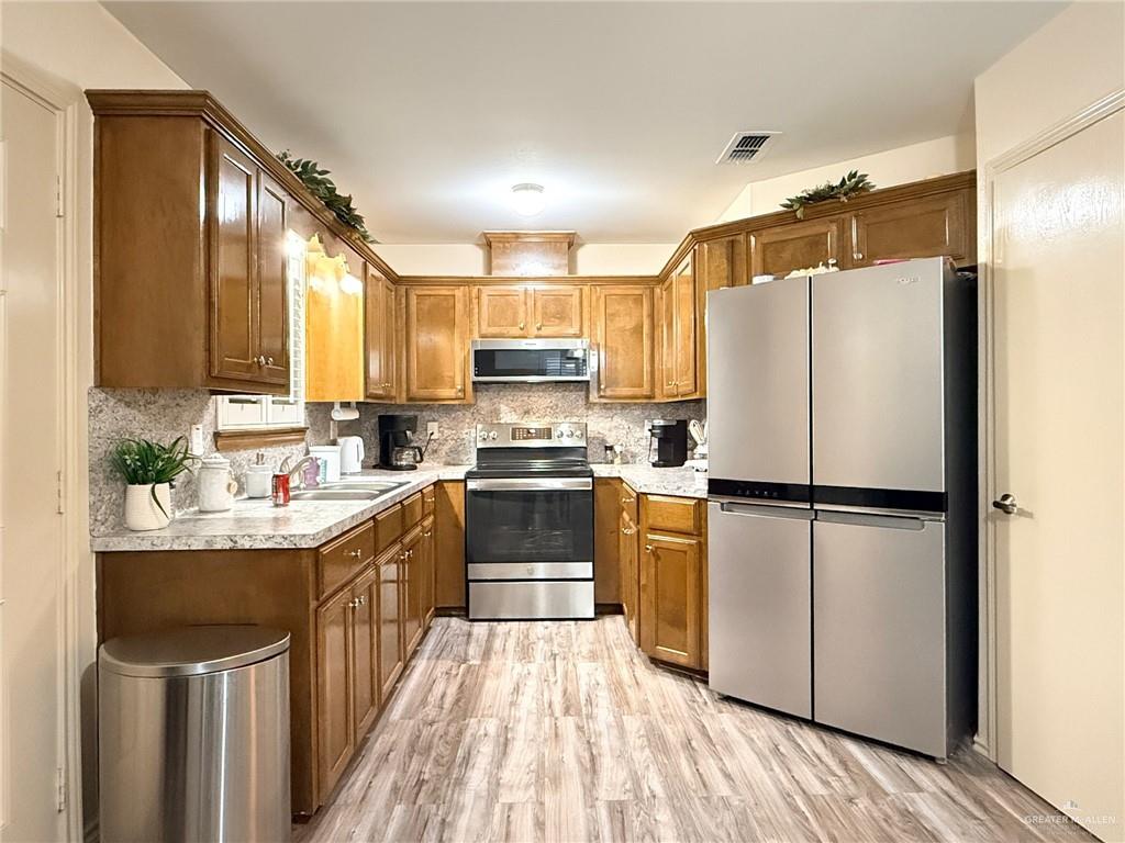 423 Blue Sky Street Rio Grande City, TX 78582 - Photo 5 of 19