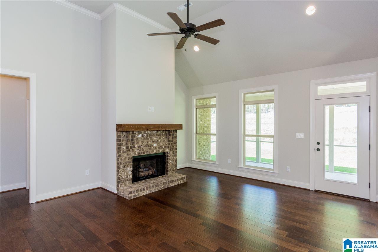 452 Ballantrae Road Pelham, AL 35124 - Photo 7 of 43 Gallery Image 7